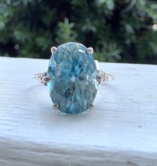 Art Deco 18k White Gold Blue Zircon & Diamond Ring