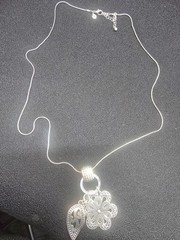 VINTAGE SILVERTONE 20IN NECKACE WITH PENDANT