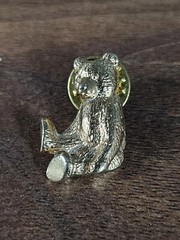 Vintage 4 Brooch Pin Lot Gold Tone Animals Teddy Bear Bird Crab