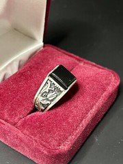 Handcrafted vintage Sterling Silver design floral onyx ring size 11.25