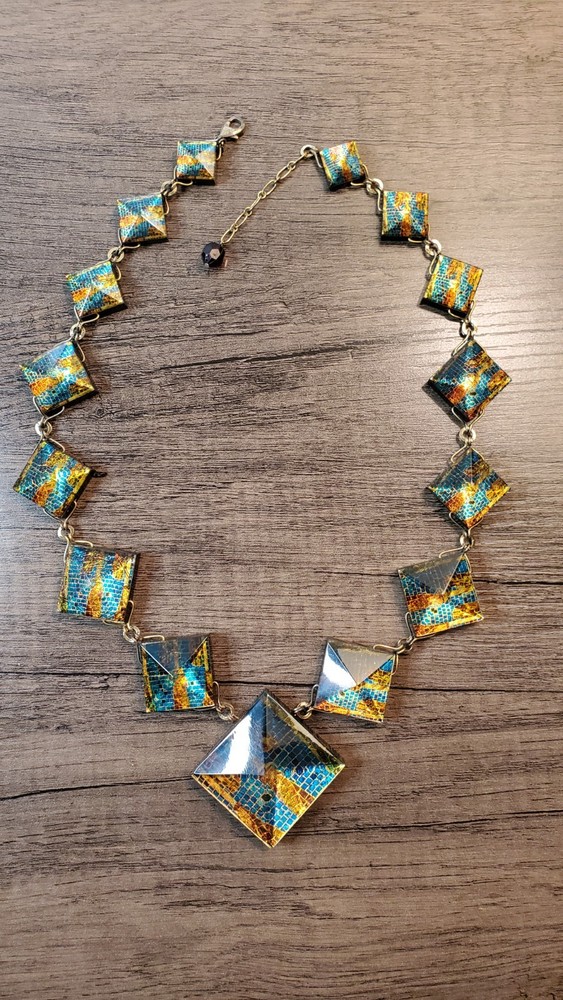 MMA Metropolitan Museum of Art Tiffany Mosaic Lucite Necklace