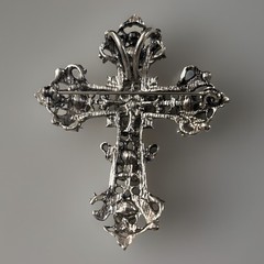 VTG Filigree Cross Brooch Pin Aurora Borealis Rhinestone Silver Tone Religious