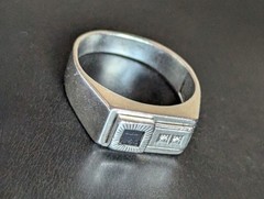 Vintage men’s signet ring sterling silver 925 Size 11.5 wt. 5.4 g.