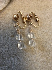 Minimalist Vintage Thick Gold Plated Clip-Ons Earrings Clear Rock Quartz 3/4″