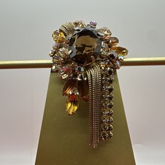 Vtg ‘50/‘60 Alice Caviness Brooch. Crystal/ Glass and dangling fringe. See pics.