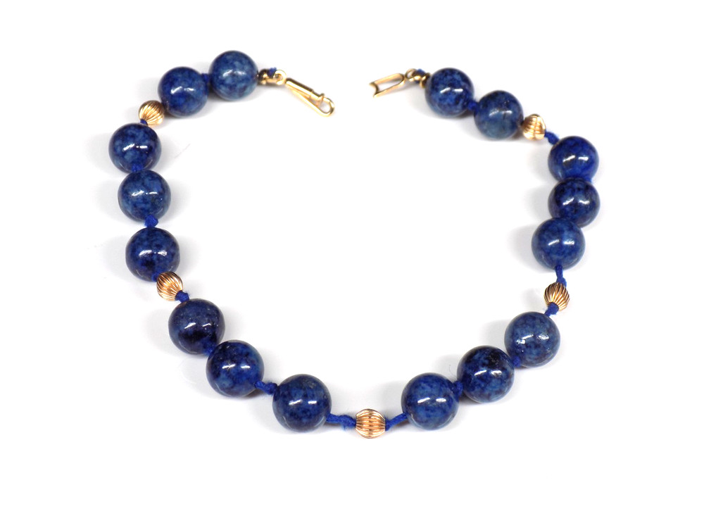 Vintage Lapis Lazuli Bracelet 14K Yellow Gold Clasp Etched Beads Hand Knotted 8″