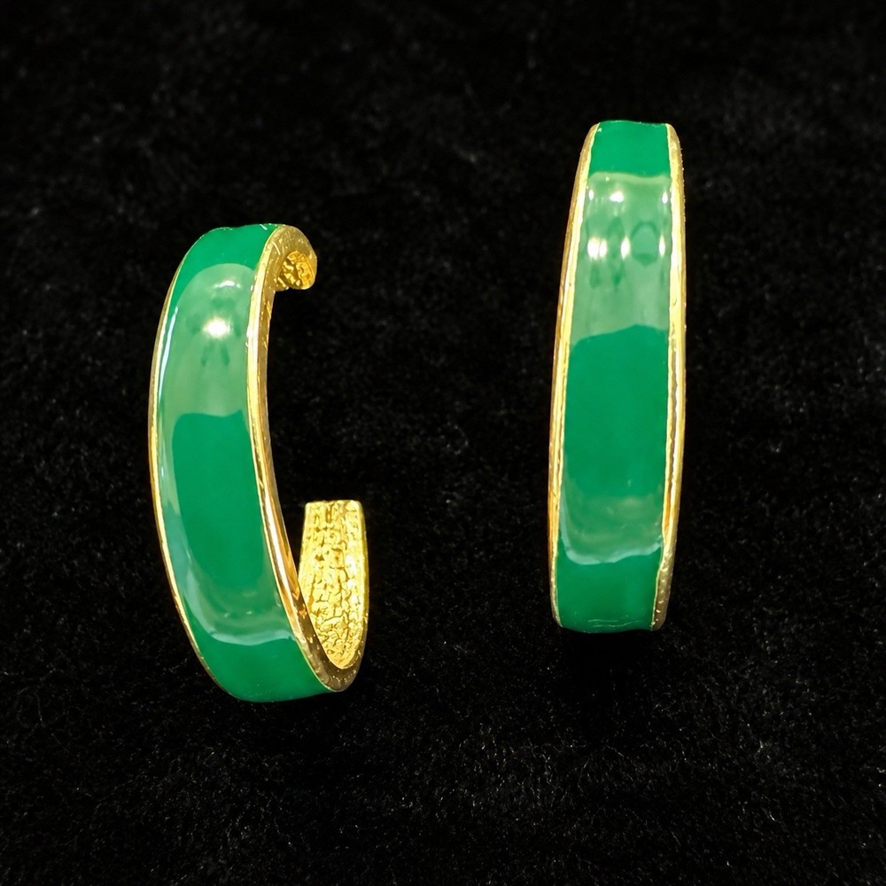 Vintage Green Enamel Gold Tone Hoop Earrings Pierced Retro Minimalist
