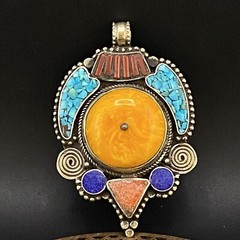 Handmade Masterpiece Old Ethnic Unique Tibetan Multi Colour Leaf Shape Pendant