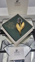 SWAROVSKI~Crystal Memories~**ROSE BROOCH GOLD TONE PIN**~3.25″ Long~Box~COA