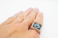 Vintage Ring Silver Tone Eagle Crushed Turquoise Coral Size 11.75 Mens