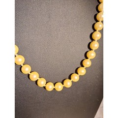 A Vintage Faux Pearl Necklace Grandmacore Elegant Champagne Regencycore Coquette