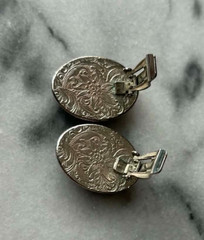 Judy Lee Mother of Pearl Iridescent Oval Silver Tone Clip On Earrings Vintage