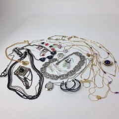 Costume Jewelry Lot Boho Mod metal mixed materials locket black red vtg 22 pc