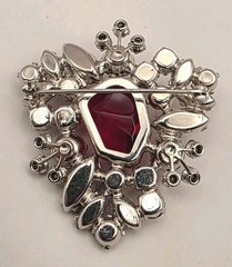 Vintage Rare Unsigned Weiss Hot Pink/Purple/AB Fantasy Inverted Stone Brooch