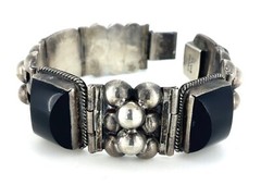 Vintage Mexico 24mm Sterling Silver Domed Rectangle Black Onyx Cluster Bracelet
