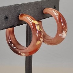 Vintage Hoop Clip On Earrings Speckled Acrylic Brown 1″