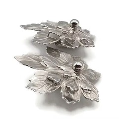 SILVERY MAPLE Leaf Vintage 1958 Clip On Earrings