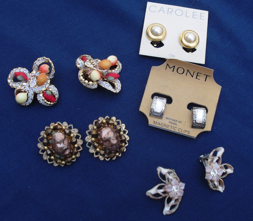5 PAIRS CLIP-ON EARRINGS~Ann Vien, Monet, Carol Lee & 2 1950’s