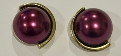 VINTAGE LANVIN PARIS RASPBERRY PINK DOMED ROUND CABOCHON GOLD TONE EARRINGS