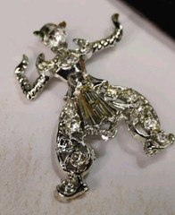 Thai Bali DANCER 2″ Exotic Figural Costume, Silver Tone Brooch, Clear Stones!