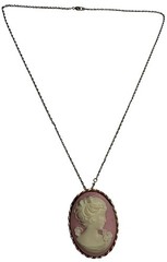 Vintage Avon cameo necklace 1988 pink resin portrait goldtone 23″ EUC