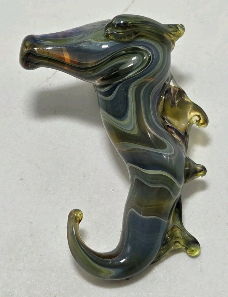 Vintage Swirled Art Blown Glass Seahorse Pendant Jewelry 1-3/4” X 1-1/4”