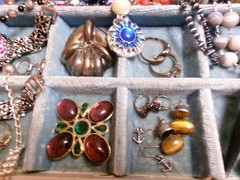VTG~NOW Estate Jewelry Box +Lot UNTESTED~FASHION~2 lbs+ & Some 925 Sterling