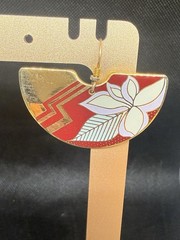 Vintage Laurel Burch Gold Tone Burgundy Enamel Flower Dangle Earrings