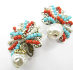 Set Blue White Red Small Bead Brooch and Matching Clip On Earrings Vintage