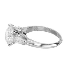 IGI Certified 3.00 Carat Diamond Platinum Engagement Ring