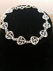 Vintage Silver Heart Filigree Bracelet 8″ approx 1 cm wide