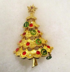 MYLU DANGLY PEACE CHARMS CHRISTMAS TREE BROOCH RAREST MINTY MINTY ENAMEL HTF VTG