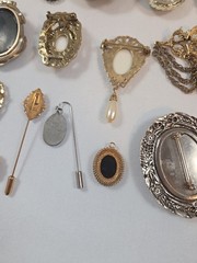Vintage Estate Jewelry Lot Brooches Ring Locket Pendant Cameo Victorian Style