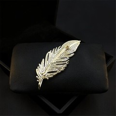 Gold Rhinestone Feather Brooch Pin for Women Men Fashion Crystal Delicate Lea…