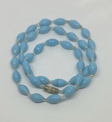 Vtg 1960s Sky Blue Glass Bead Gold Tone Barrel Clasp 21″ Necklace Made in India