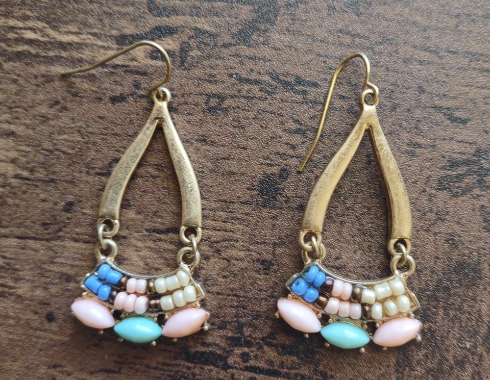 Brushed Goldtone Dangle Beaded Earrings 1 1/2″