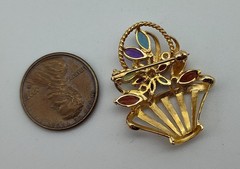 Vintage Colorful Stones Flower Basket 14K Yellow Gold Brooch Pin