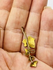 Vintage Thousand Flowers Sterling Silver Earrings Ivy Leafs Enamel Details