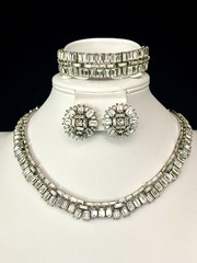 TRIFARI “Vanity Fair” 1956 Set Baguette Rhinestones Rhodium Alfred Philippe Box