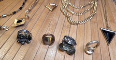 Vintage to Now Jelwery Lot of 25 Estate Sale Mixed Untested And Unsearched