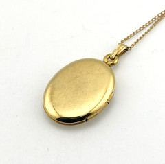 Vintage Winard Gold Filled Oval Locket Star and Diamond Necklace 17 Inches