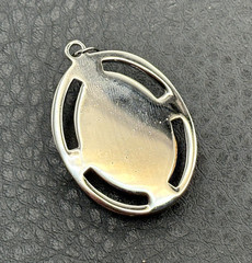 VTG Blue Glass Cameo Pendant Silver Tone Oval Victorian Style Lady Profile