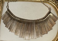 Vintage Gold Tone Fringe Necklace Textured Chain Bib Statement 9.75” Boho Chic