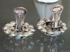 Signed Tara Aurora Borealis Lavender Rhinestone Clip On Earrings 1” Vintage
