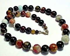 402.10 CT 100% NATURAL FANCY TOURMALINE, AQUAMARINE 925 SILVER CLASP NECKLACE.