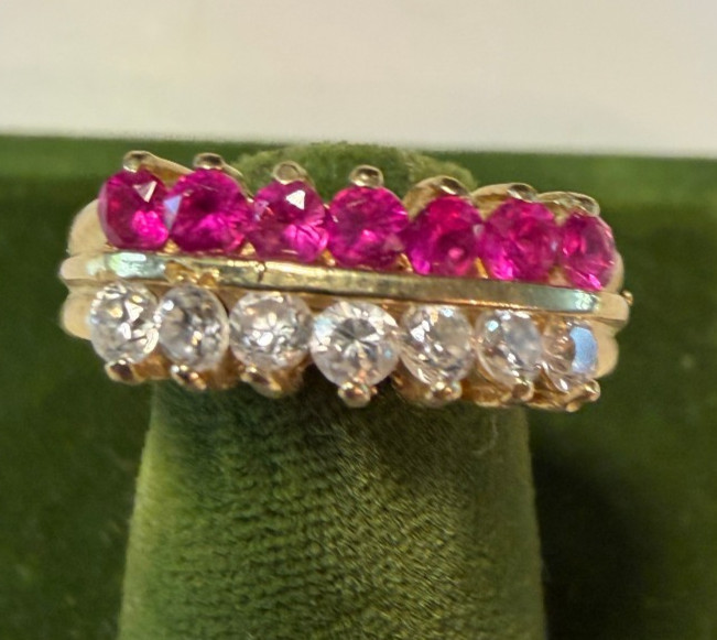 Vintage SOLID 14KT Gold Stamped Ring Size 7.5 Bow 3.51g New Old Stock!