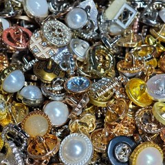 Vintage-now Costume Jewelry makeing Lots button Read Description 50pcs
