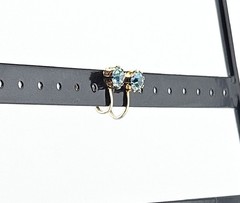 Gold Tone Screwback Earrings Light Blue Faceted Glass Stone J19-4315