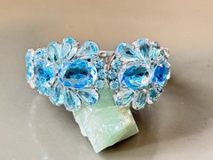 Vintage Verified JULIANA Clamper Bracelet Brooch Earrings Blue Givre Glass