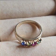 Vintage MOTHERS Ring Sample RUBY , SAPPHIRE, EMERALD & PERIDOT stones Size 6